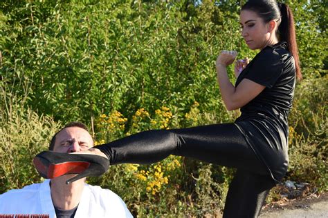 fightingdream.com|deadlyfemalefighters com.